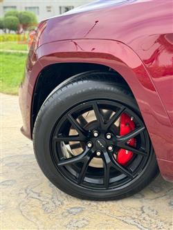 جیپ گراند شیرۆکی